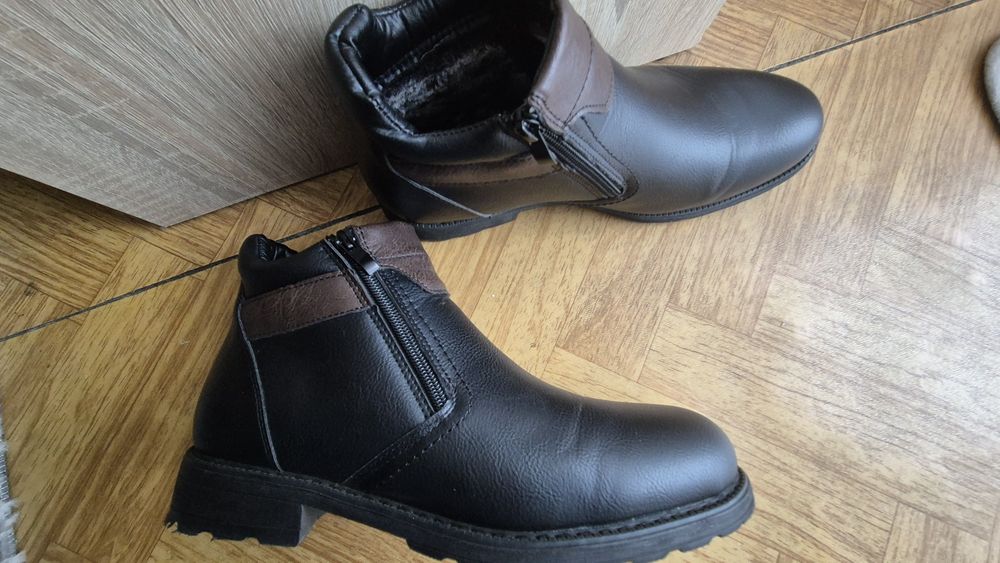 Buty do kostki meskie rozm.40