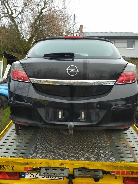 Opel Astra H GTC klapa tył kompletna Z20R