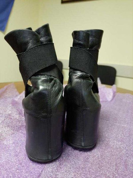 Ботильоны Thierry Rabotin