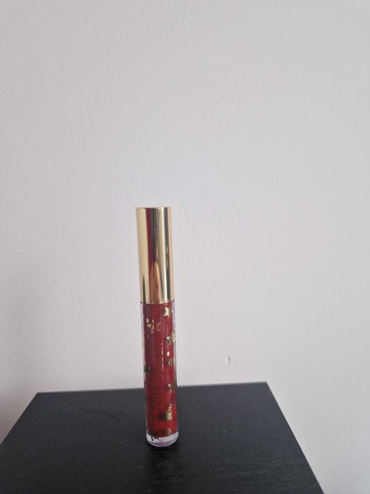 Nowy błyszczyk Estee Lauder Ruby Quartz Blockbuster