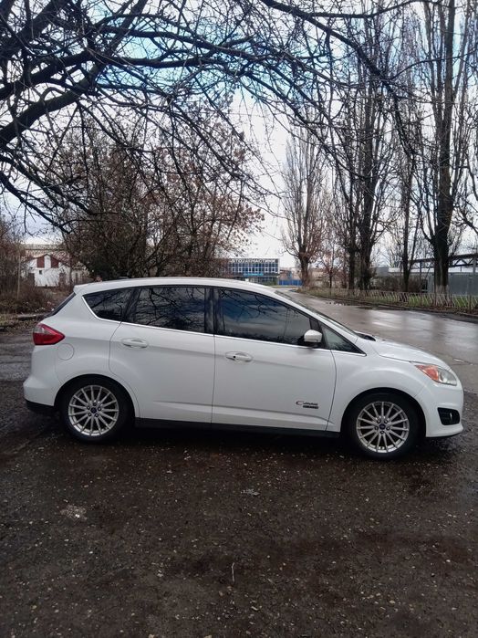 Індивідуальні перевезення по Україні та за кордон. Трансфер за кордон.