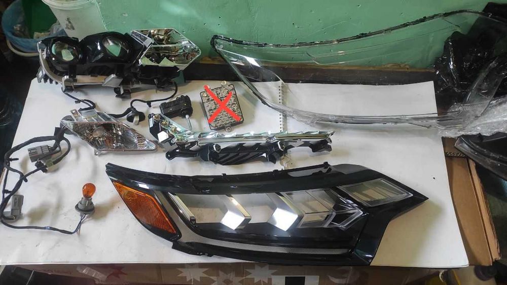 Фара mitsubishi outlander 3 ecm921 21e60