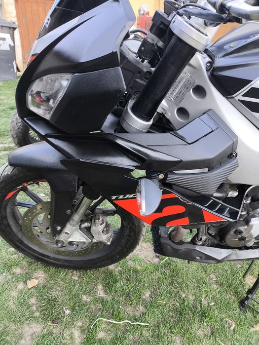Aprilia tuono 125 czasza lampa przod komplet