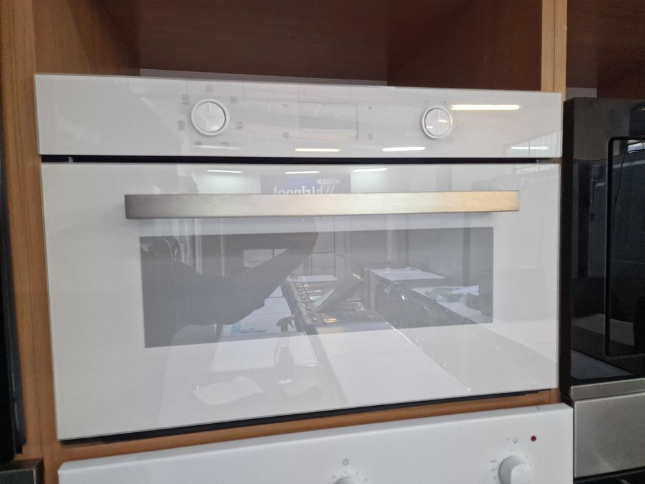 Kuchenka mikrofalowa do zabudowy WHIRLPOOL IKEA MW BJ01 W 750W