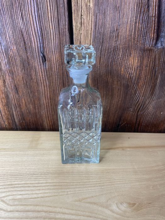 Karafka szklana szkło PRL K724