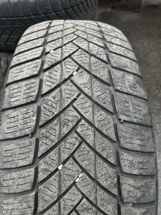 Резина 215/60/16