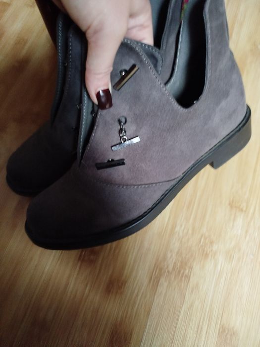 Ботінки жіночі р.37-38