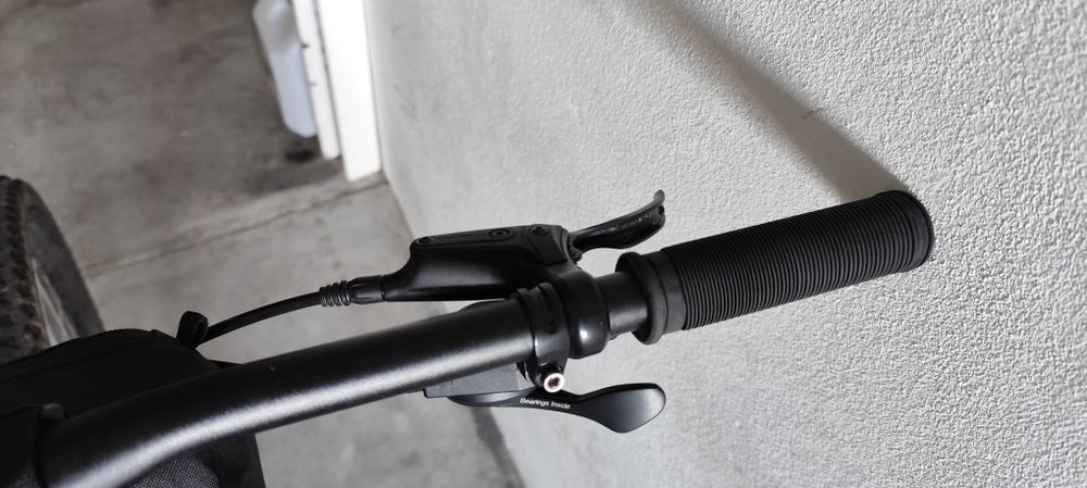 Vendo bicicleta BTT roda 29"