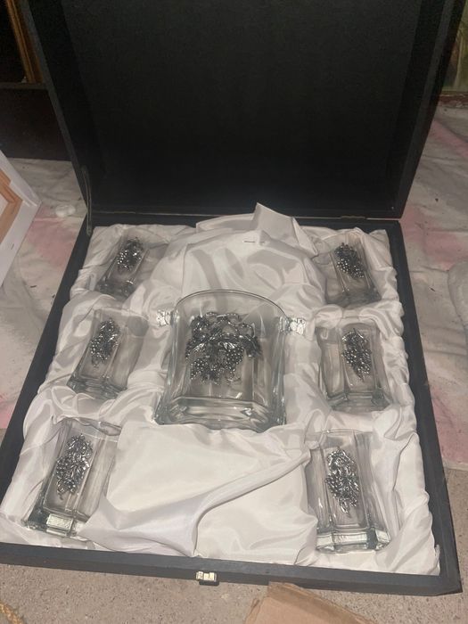 Conjunto de whisky/licor aplicações em estanho – caixa original