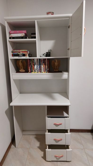 Conjunto de móveis de quarto