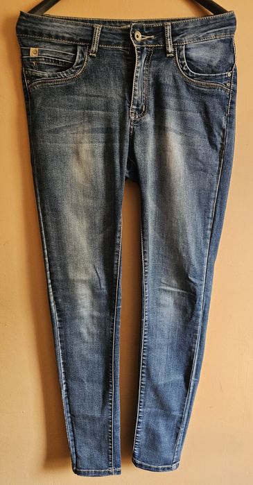 Spodnie damskie jeansy DS Fashion