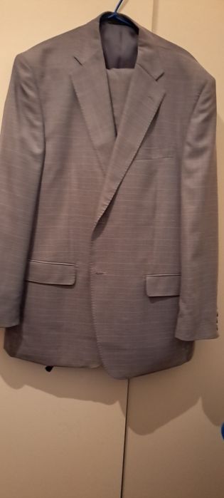 Fato homen clássico como novo  cor  cinza