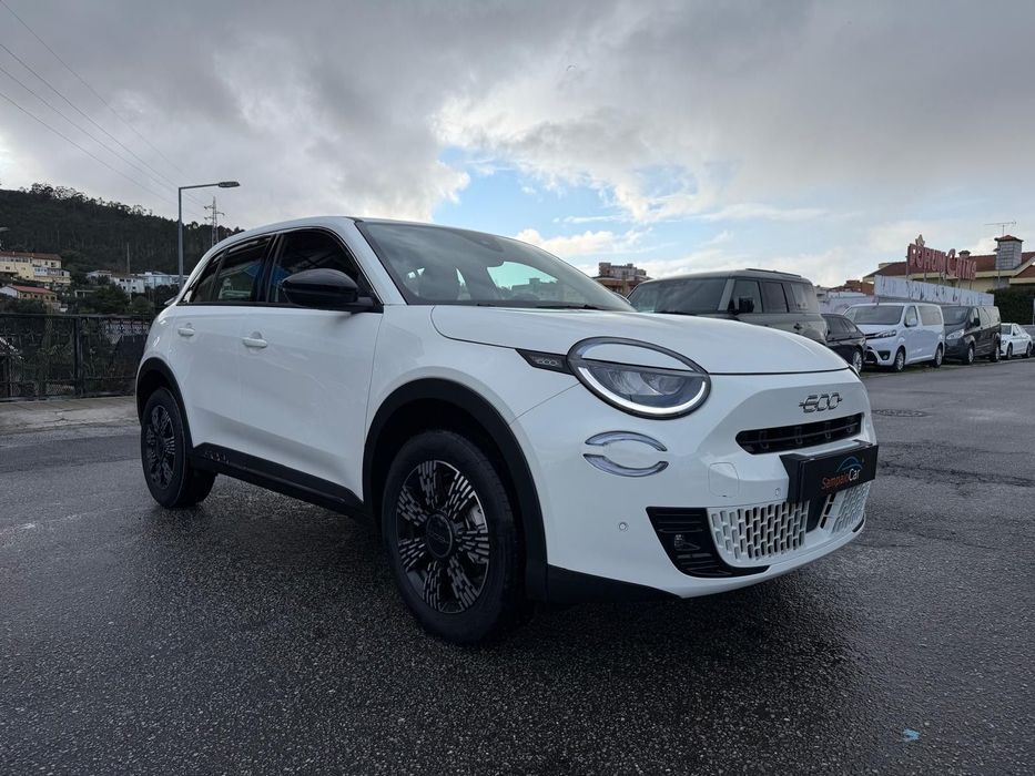 Fiat 600 1.2 Hybrid Icon