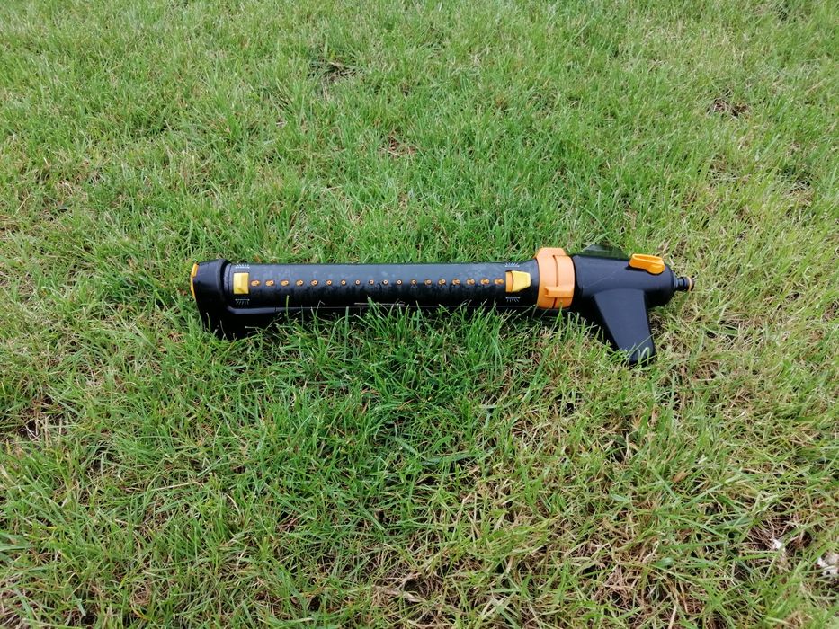 Zraszacz wahadłowy on/off Fiskars