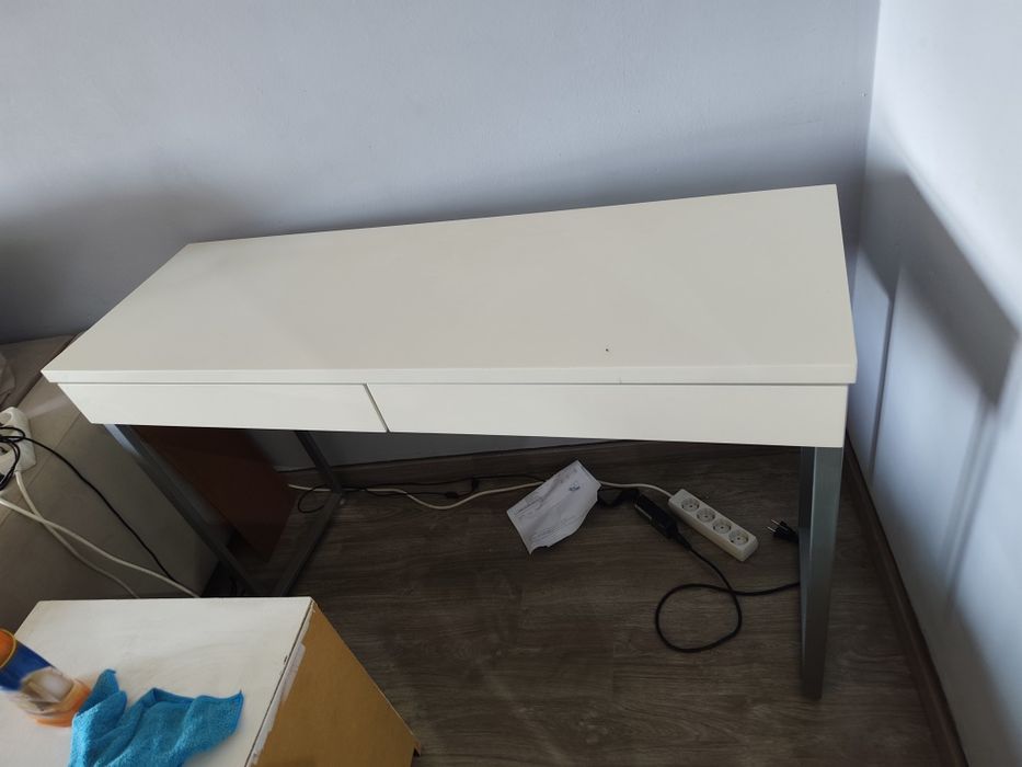 Secretaria  branca lacado