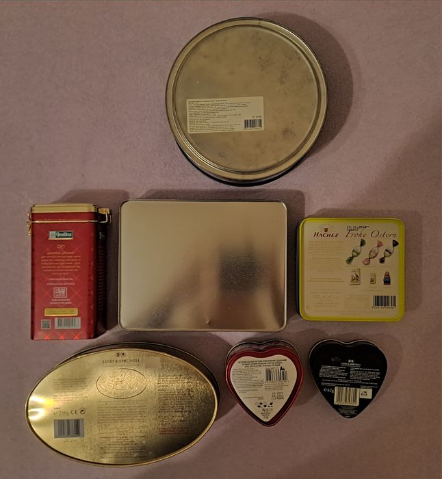 Металеві коробки