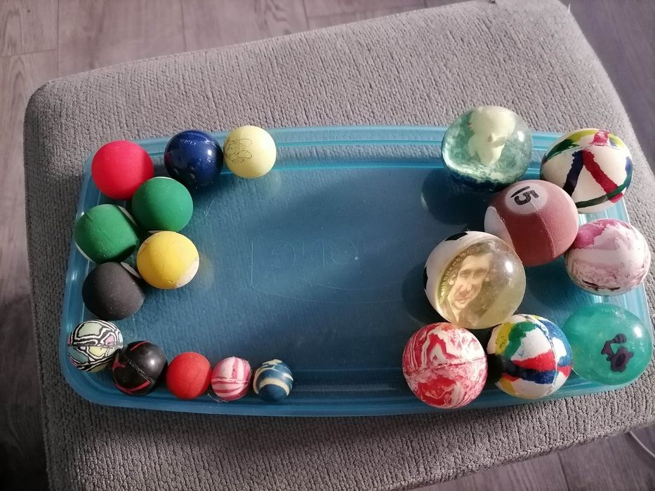 Lote de bolas saltitonas antigas