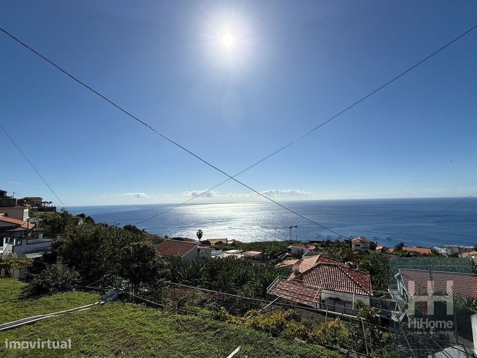 2 Moradias para Recuperar com Vista Mar | Arco da Calheta, Calheta