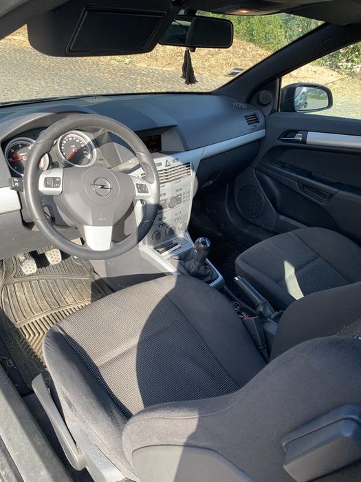 Opel astra gtc 1.7. 110cv