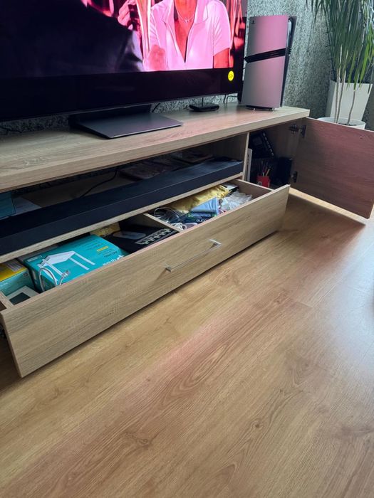 Тумба під телевізор