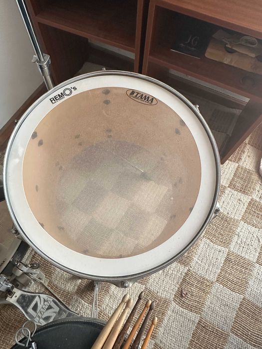 Vendo bateria completa com acessórios – marcas de qualidade