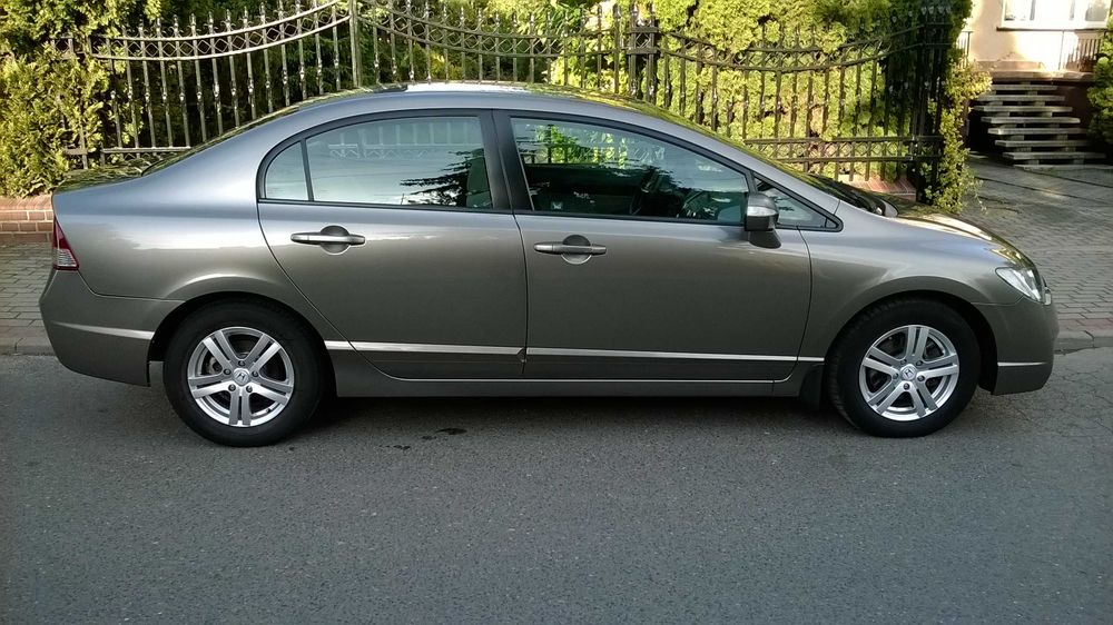 Honda Civic 8, 1.8 140KM salon Polska. Auto do jazdy. Niskie spalanie ...