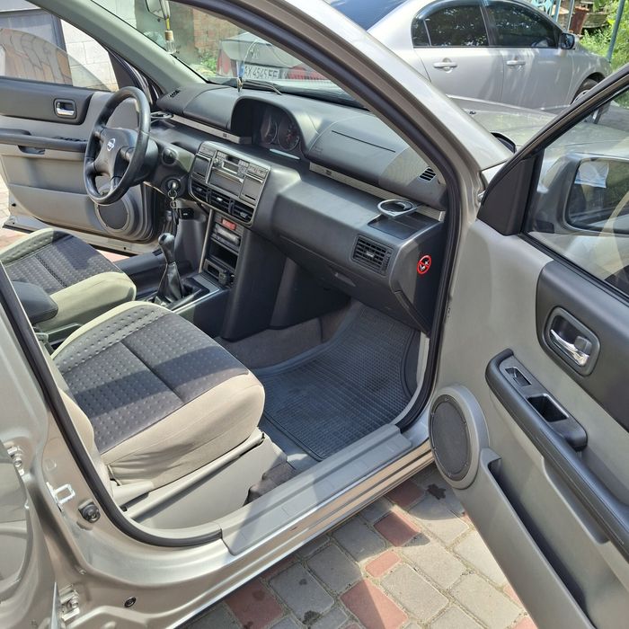 Nissan X-trail T-30