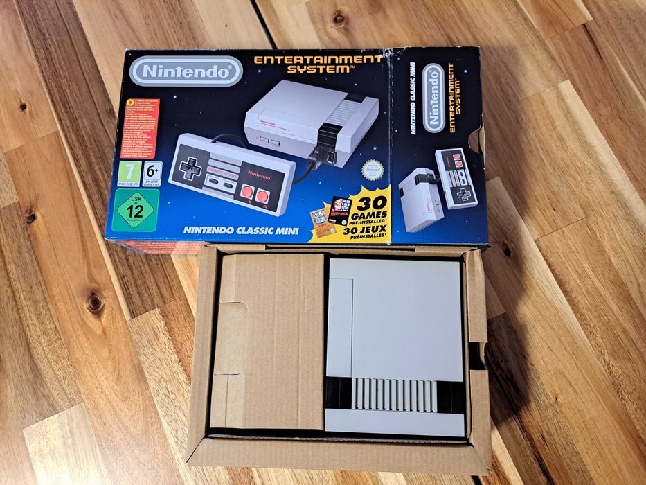 Nintendo Classic Edition (NES Mini) – Como Novo