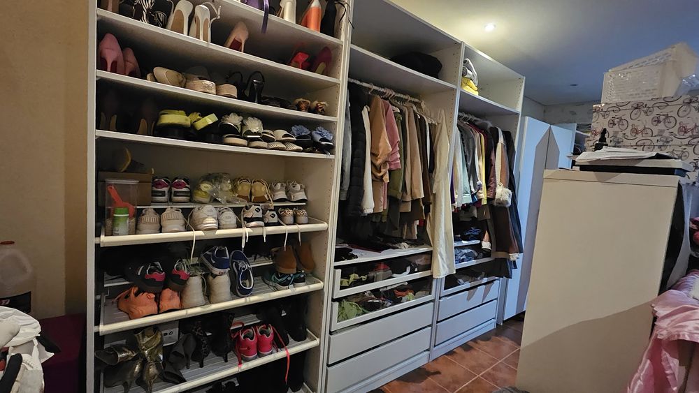 Closet armário de roupas com gavetas