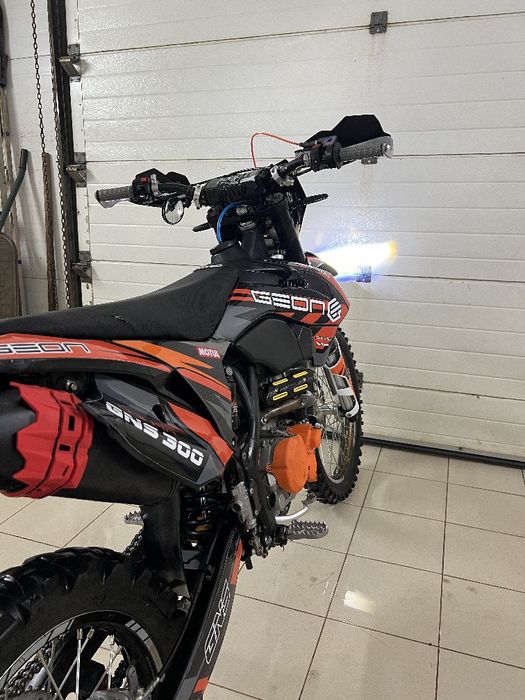 Продаю Geon GNS 300