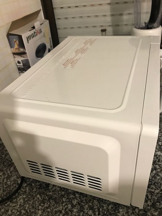 Micro-ondas  Kunft KMW-20 l -sem Grill -Branco