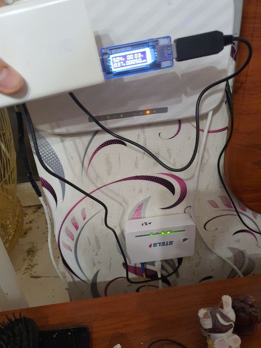 Кабель 9 вольт  або 12 вольт для роутера