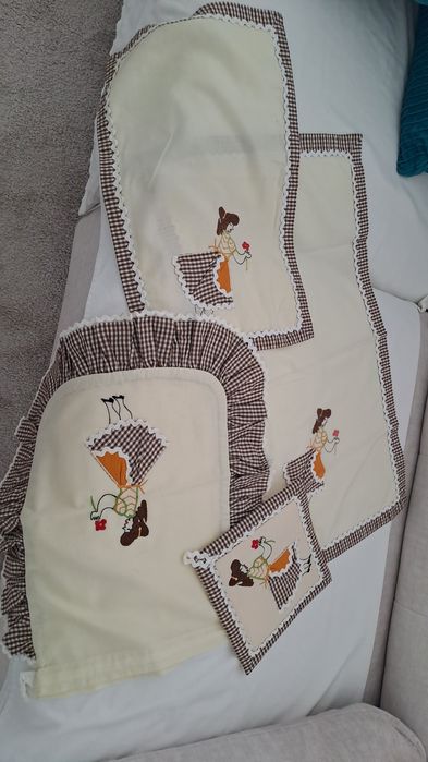 Jogo bordado à mão cozinha