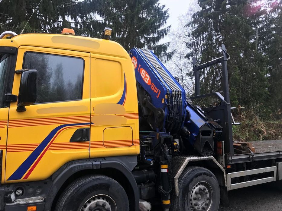 Scania 124 8x2 Grua PM63