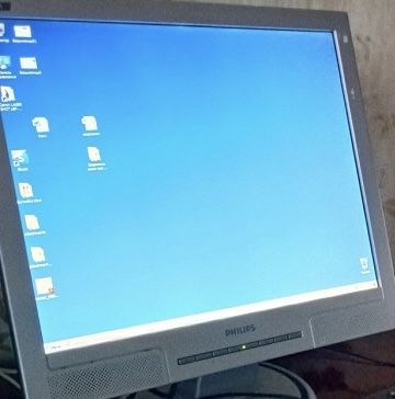Монитор Филипс 17’