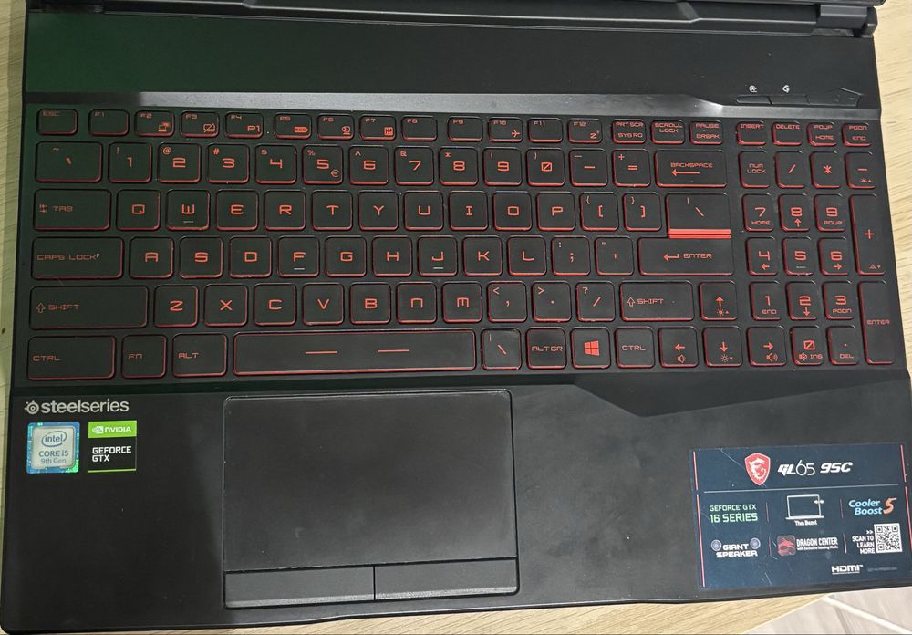 Laptop MSI GL65 95C