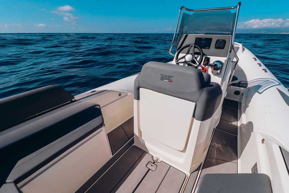 Nowa łódź RIB: BSC 70 - dł.:7,35m/14os. - od boatcenter.pl