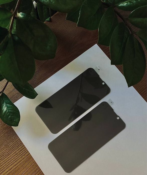 Захисне скло антишпигун на ваш айфон