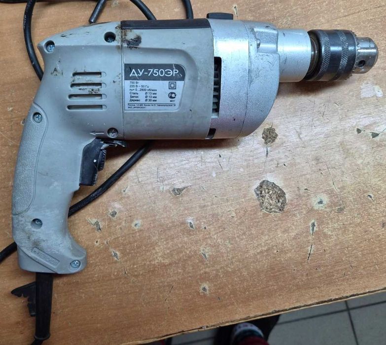 Ударний дриль Інтерскол ДУ-750ЭР