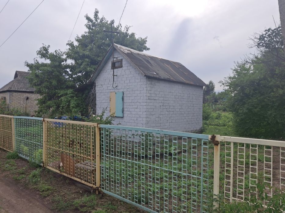 Термінрво  продам дачу Ленінський ставок