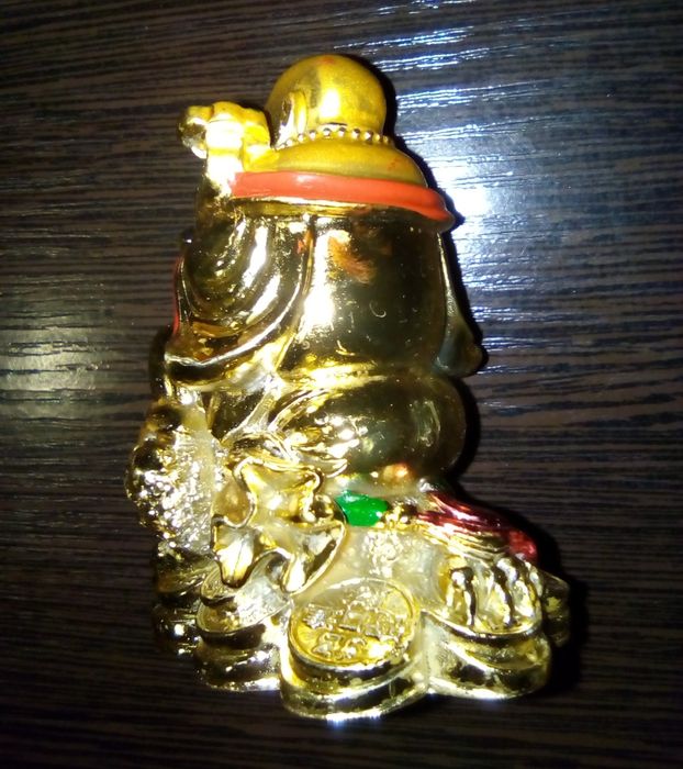 Статуетка Священного Будда