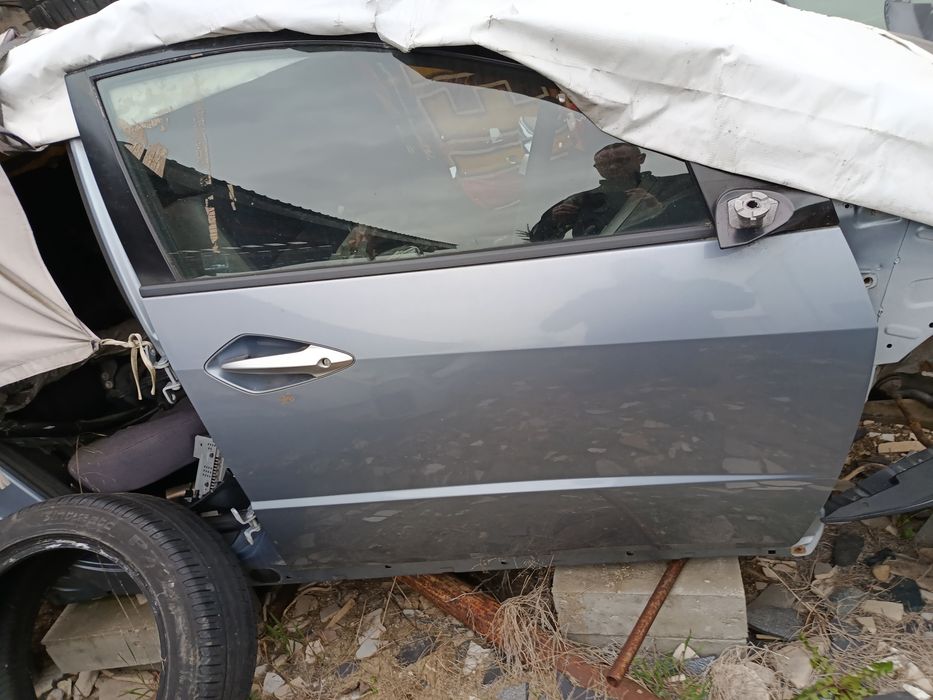 Drzwi przednie prawe honda Civic VIII ufo w kolor
