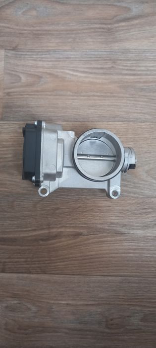 Дросільна заслонка меган 2