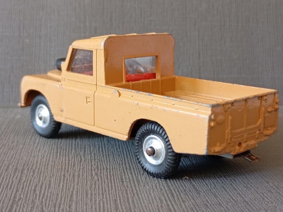 Corgi Toys Land Rover 109" W.B.