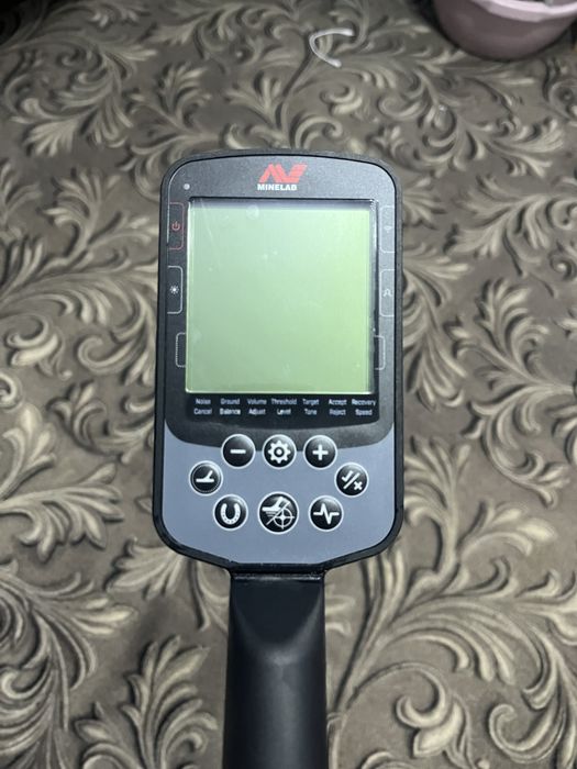 продам MINELAB equinox900