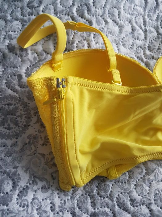 Biustonosz 70/75 a push up