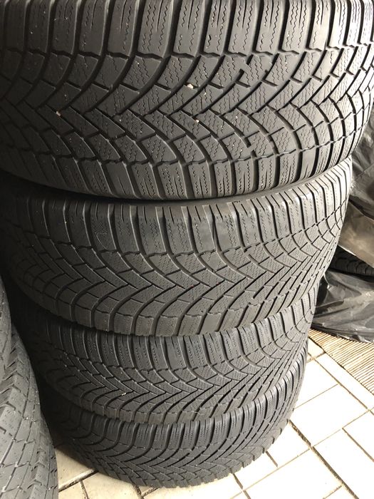 Шины 235,55,18. Зима Лето Комлекты и Парв