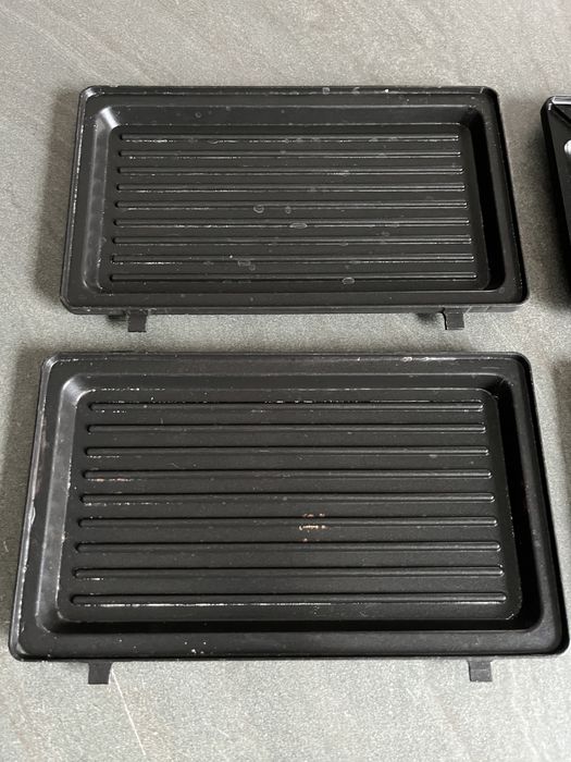 Opiekacz 3w1 Russel Hobbs toster gofrownica grill