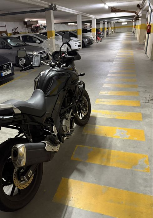 Suzuki V-Strom 650