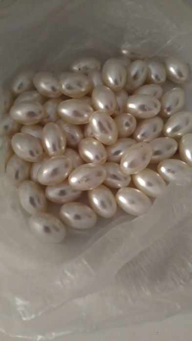 Gargantilhas e colares vintage + Pérolas para aplicar